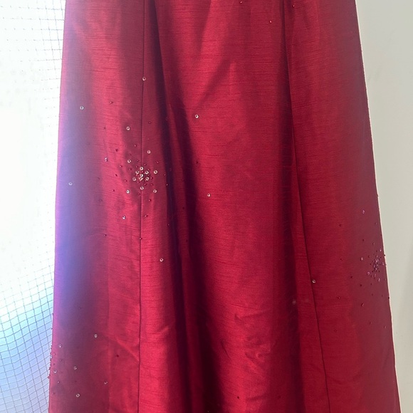 Vintage Red Gown with Beaded Bodice - Picture 3 of 5